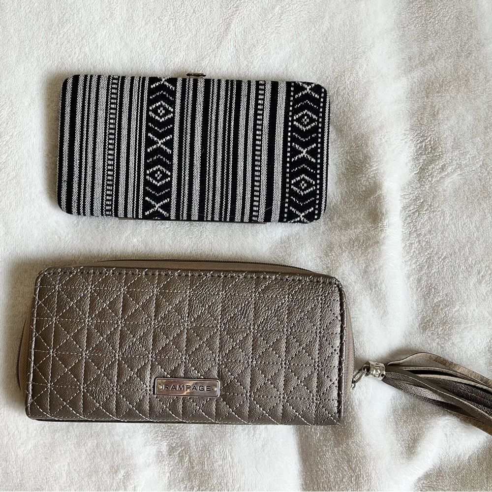 (FREE With Purchase) 2 Wallets